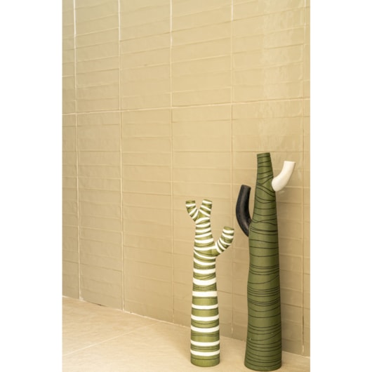 Revestimento Decortiles Fatto Argila Brilhante 30x90cm Retificado - Imagem principal - 063c34eb-317d-4f67-8551-b9ad39165626