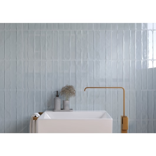 Revestimento Decortiles Fatto Glacial Brilhante 30x90cm Retificado - Imagem principal - e3ed1b5e-3af4-4278-b609-fa46a2897428