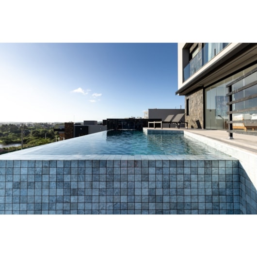 Revestimento Telado Eliane Para Fachada E Piscina Java Mar Mesh Brilhante 7,5x7,5cm Bold - Imagem principal - 2dde8a95-6b87-421c-9669-05d5681da592