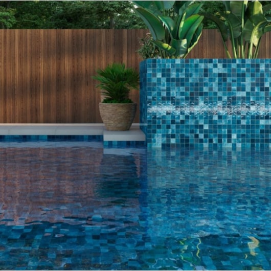 Revestimento Telado Eliane Para Fachada E Piscina Noronha Mar Mesh Brilhante 7,5x7,5cm Bold - Imagem principal - 7a070f54-0c99-45ef-a5db-464bb3a15cdb