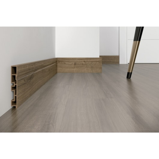 Rodapé  Acqua New Com Friso Cor 22 Eucafloor 10x240x1,5cm - Imagem principal - 38d5af8d-84ef-403a-91b4-851545683860
