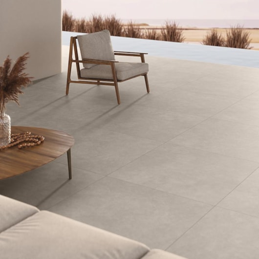 Rodapé Portobello Hit Gris Polido 15x80cm Retificado - Imagem principal - 3afc520c-b0c0-4f9b-b81d-815f308fd019