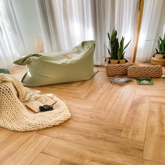 Rodapé Retificado Bosco Mel Ma Rs A Eliane 14,5x120 cm - Imagem principal - e3b7df3b-eb28-414d-b21e-77893cacb30e