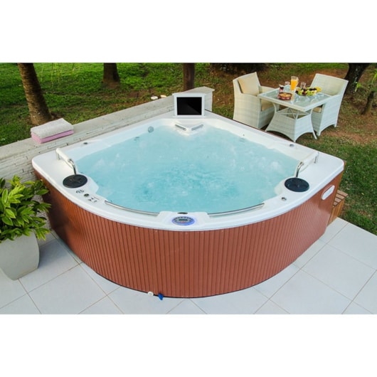 Spa De Gel Coat 5 Pessoas Granada 5 Gran Luxo 220x220cm Astra - Imagem principal - 5b66f6f8-924f-44ae-98dc-1722c78e527a