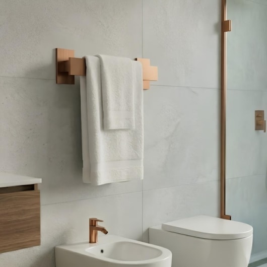 Toalheiro Elétrico Unic Clean Com Kit Clean Níquel Escovado Thermo 42cm - Imagem principal - 1648629f-2bc5-4d0f-90c4-f99211bb560d