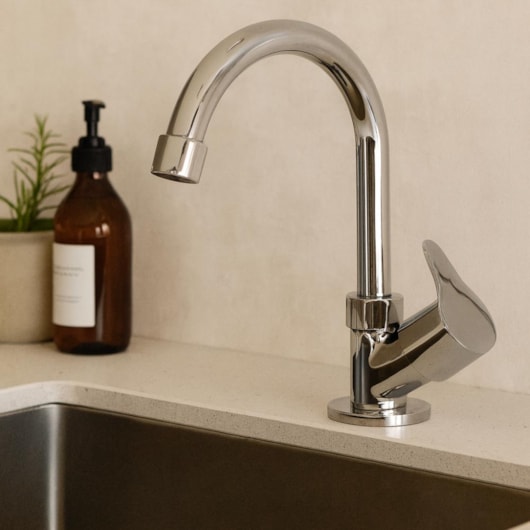 Torneira de Mesa p/Lavatório Bica Alta Easy Cromado Romar - Imagem principal - 1fc41c0a-7386-429e-861c-121d1fccea64