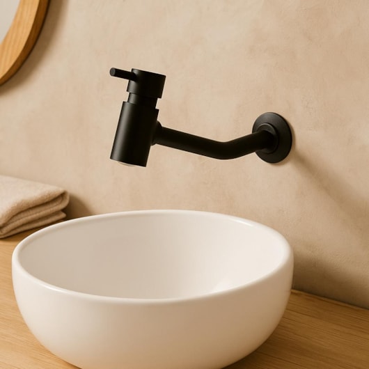 Torneira Longa de Parede p/Lavatório Bello Black Preto Fosco Romar - Imagem principal - f1b94c4d-229f-4f07-827f-a9bb336f1d90