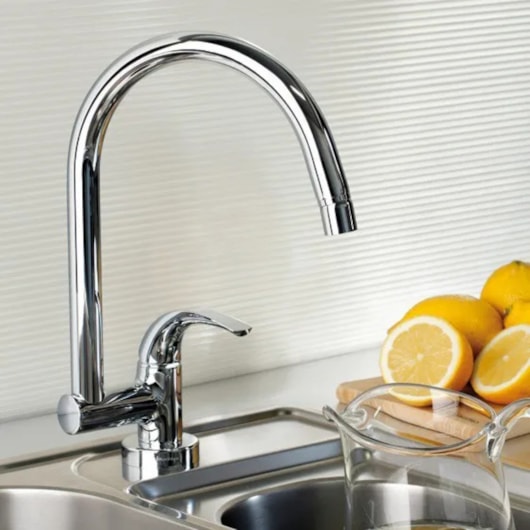 Torneira Para Cozinha De Mesa Pratika Plus Cromado Fabrimar - Imagem principal - 6a93eb76-490f-44b9-ab13-517730f4f89e